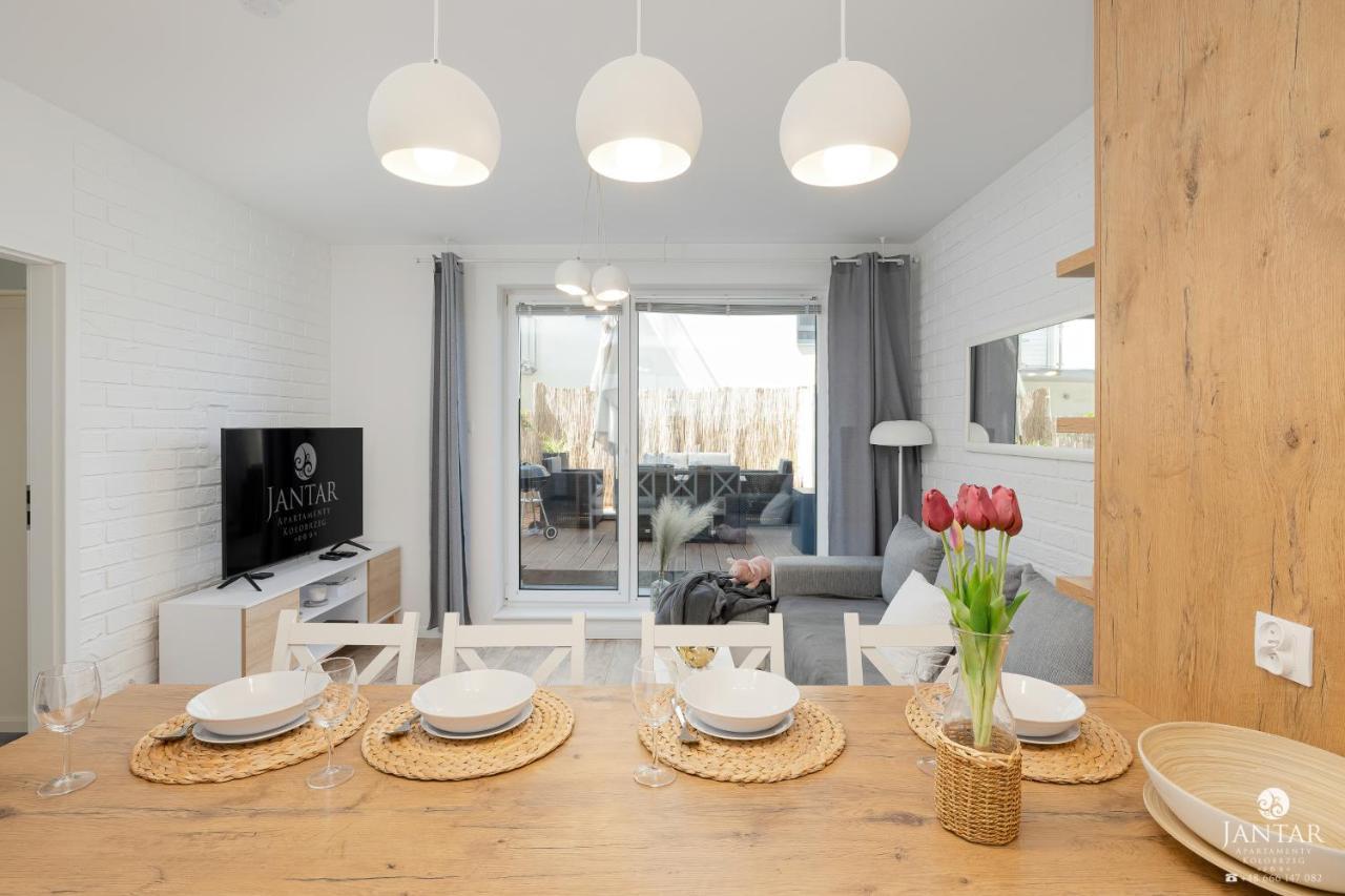 Jantar Apartamenty - Osiedle Bursztynowe II 코워브제크 외부 사진