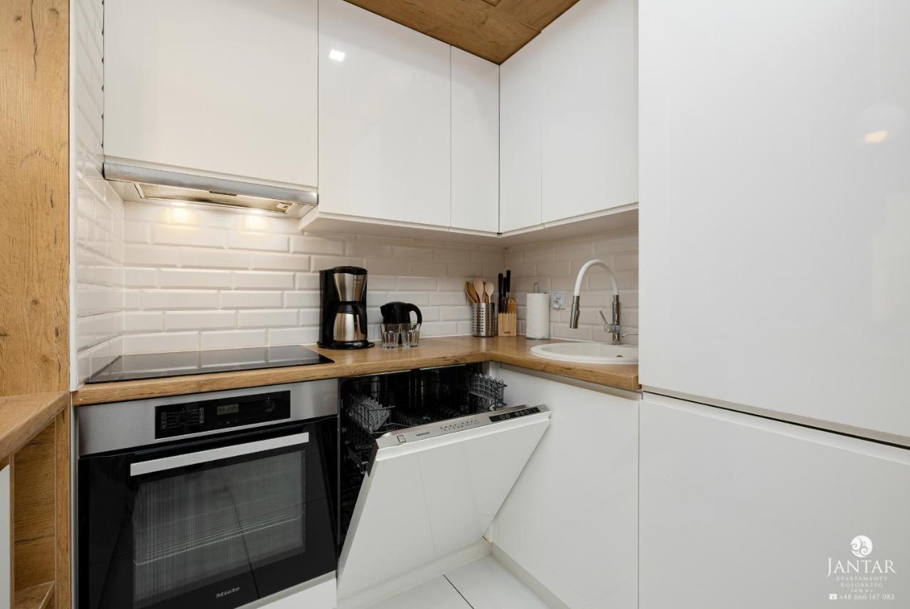 Jantar Apartamenty - Osiedle Bursztynowe II 코워브제크 외부 사진